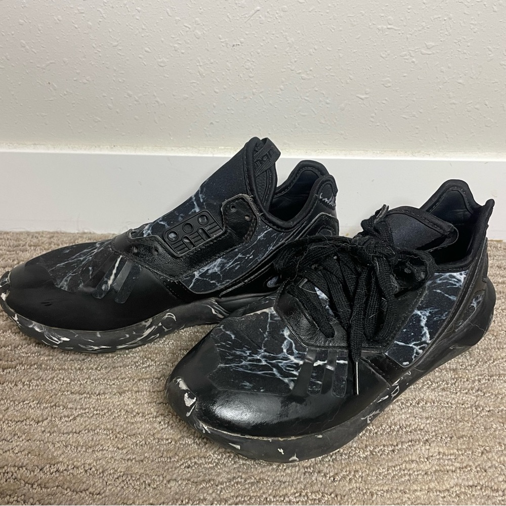Adidas gym shoes